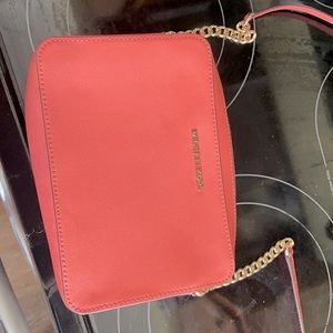 michael kors crossbody